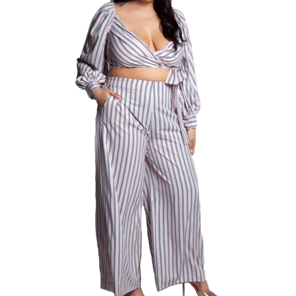 Melvinia 2pc Set